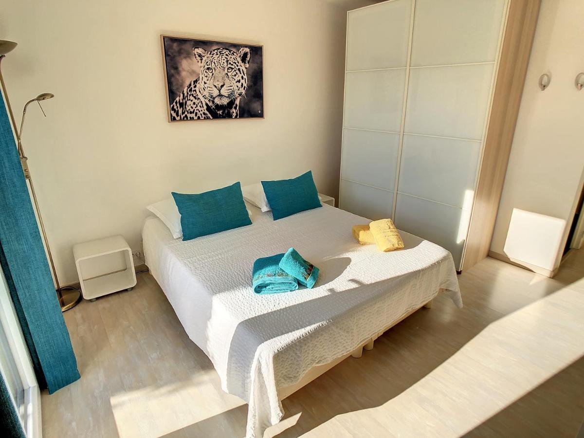 3 Bedrooms Villa Near Cannes - Pool & Jacuzzi - Sea View Mandelieu 外观 照片