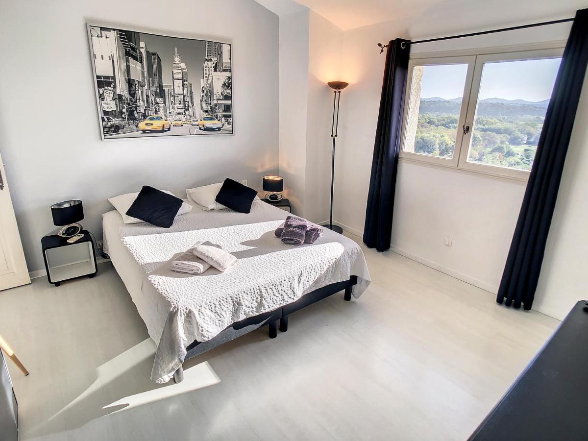 3 Bedrooms Villa Near Cannes - Pool & Jacuzzi - Sea View Mandelieu 外观 照片