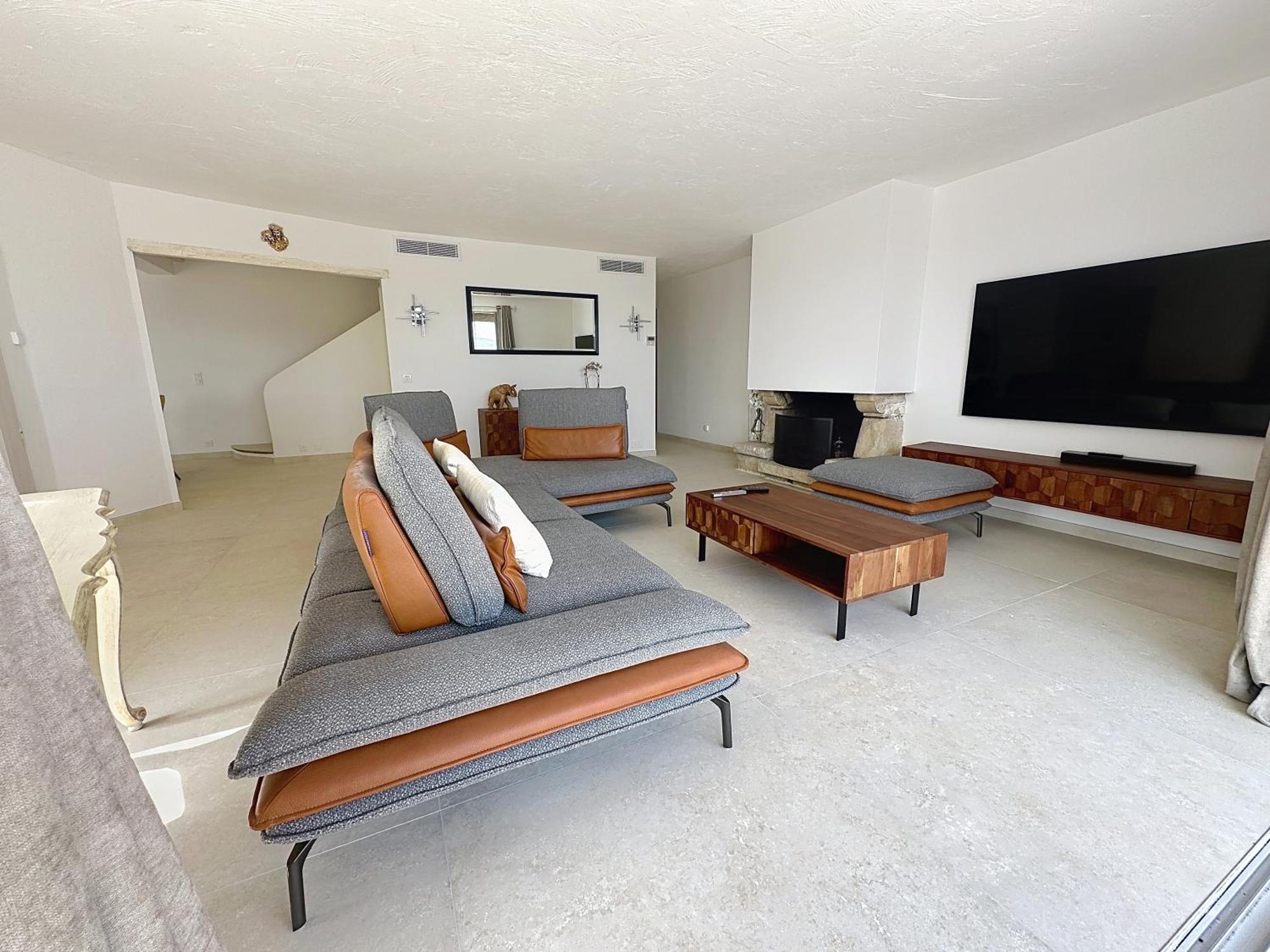 3 Bedrooms Villa Near Cannes - Pool & Jacuzzi - Sea View Mandelieu 外观 照片