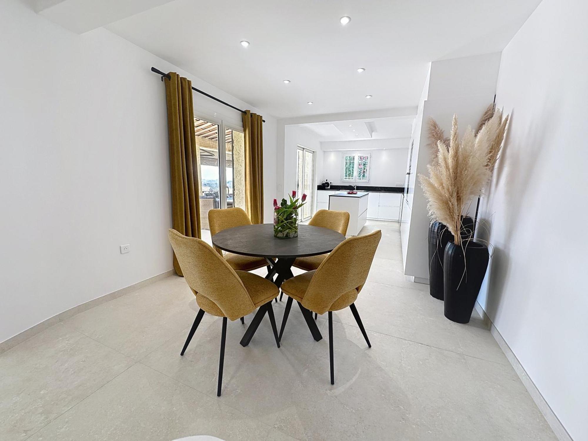 3 Bedrooms Villa Near Cannes - Pool & Jacuzzi - Sea View Mandelieu 外观 照片